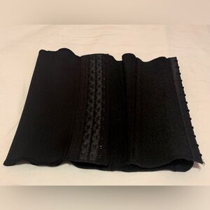 SKIMS Neoprene Shapewear Waist Trainer